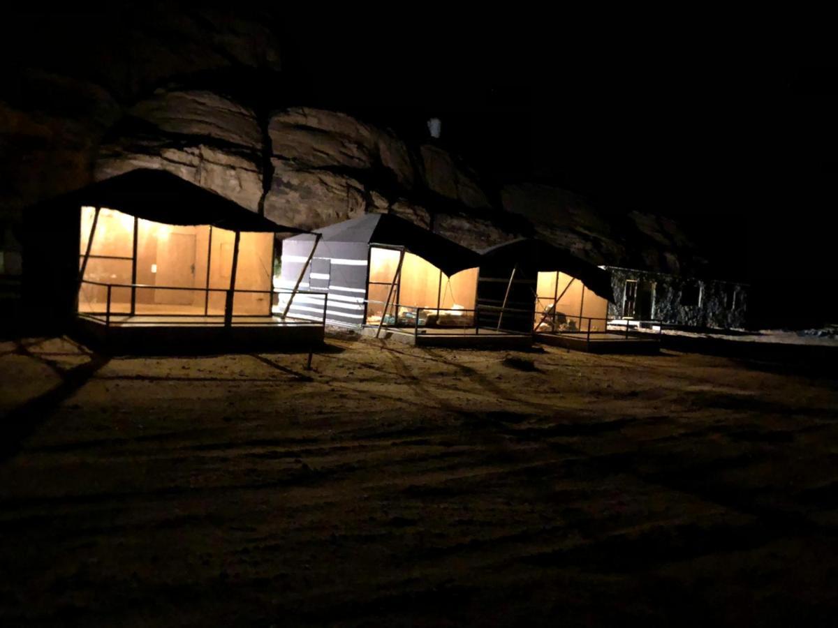 Wadi Rum Moon Camp Extérieur photo